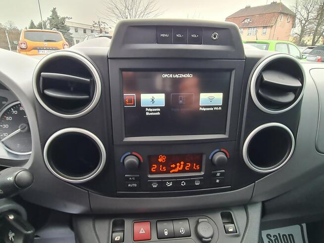 Peugeot Partner MULTISPACE Klimatronik PDC Grzane Fotele Led Sensory Tempomat Halogeny