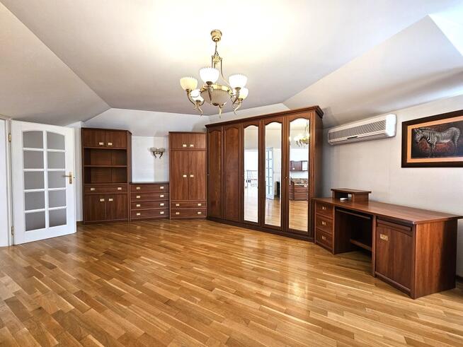 Elegancki dom wolnostojący 250 m2 / Wysoki standard / Zamiana na mieszkania