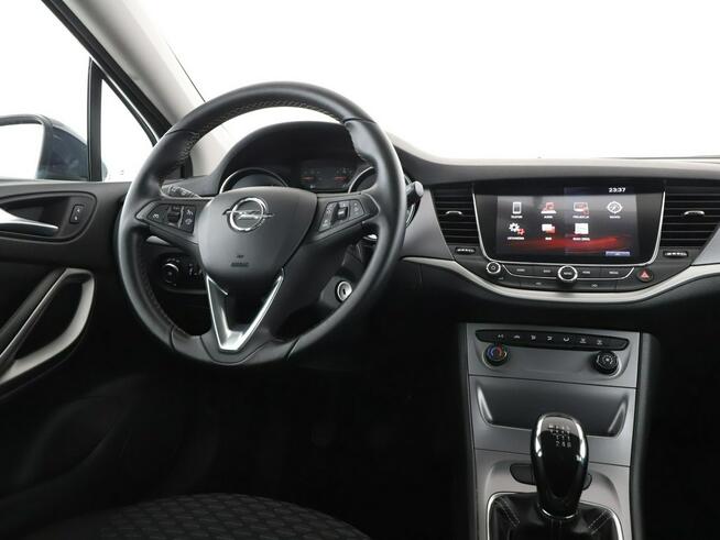 Opel Astra navi klimatyzacja multifunkcja czujniki parkowania