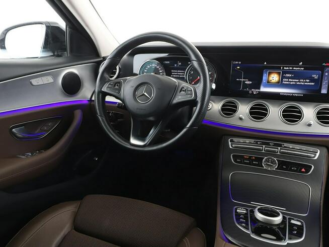 Mercedes E 250 Avantgarde E250 kamera navi automat grzane fotele tempomat