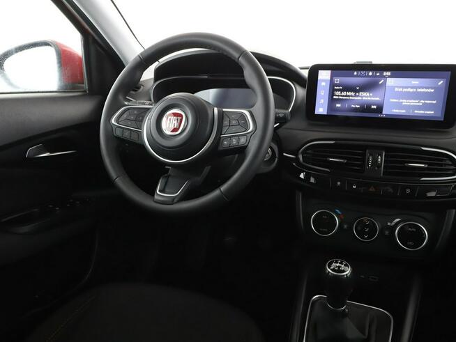 Fiat Tipo Cross kamera tempomat klima-auto. LED