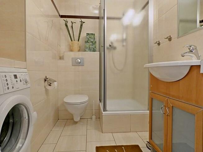 2 pokoje z miejscem w garażu- Św. Wincentego 112