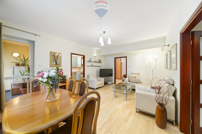 przestronne/90,8m2/do wprowadzenia/4 pokoje