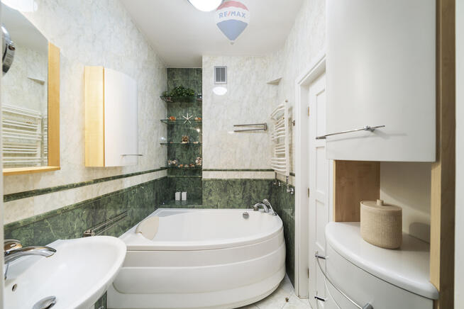 przestronne/90,8m2/do wprowadzenia/4 pokoje