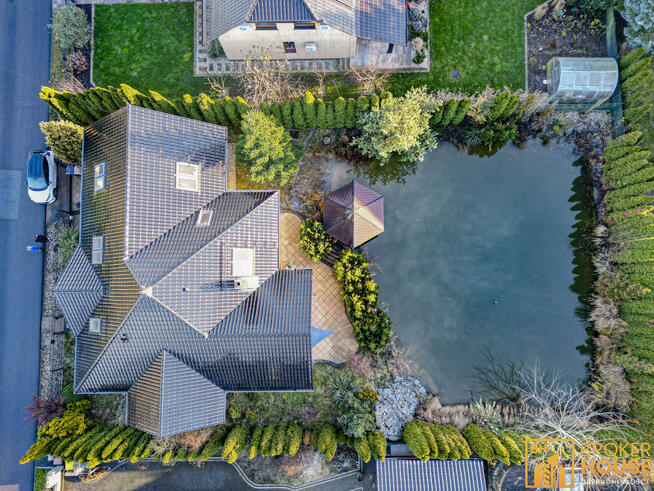 Dom Opole Czarnowąsy, Władysława Raginisa