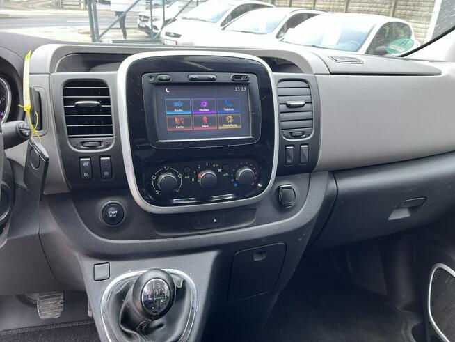 Renault Trafic 1.6 1wł Klima Navi GPS Webasto 6biegów Stan BDb Bezwypadk Opłacony