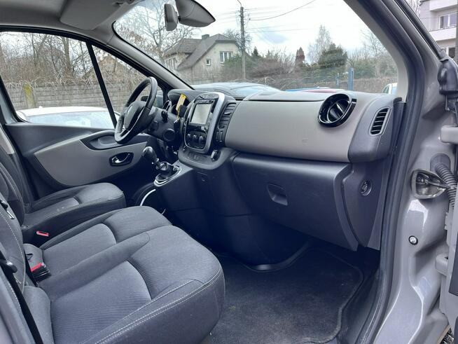 Renault Trafic 1.6 1wł Klima Navi GPS Webasto 6biegów Stan BDb Bezwypadk Opłacony