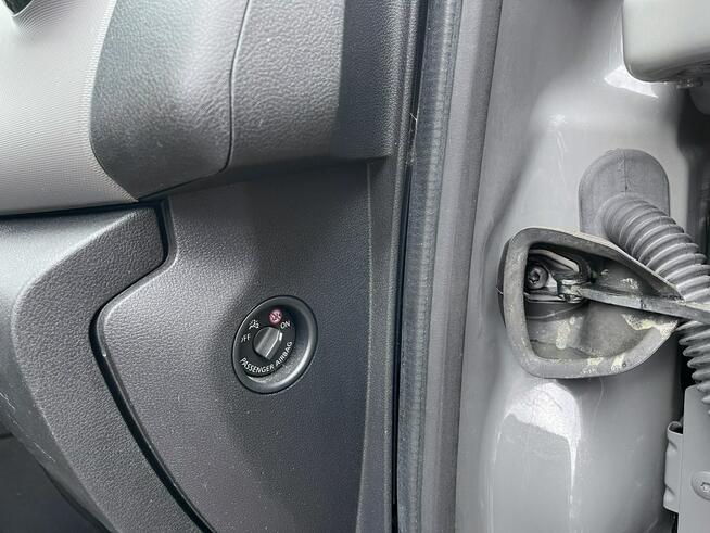 Renault Trafic 1.6 1wł Klima Navi GPS Webasto 6biegów Stan BDb Bezwypadk Opłacony