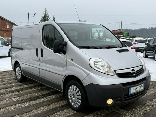 Opel Vivaro *super stan*doinwestowany*klima*z Niemiec*