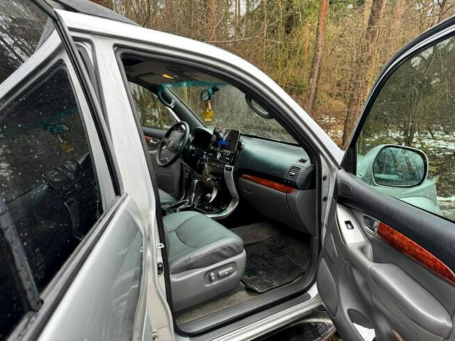 Toyota Land Cruiser 120 3,0 D-4D 173KM Automat Skóra 8 osób Bez Rdzy Kamera cofania