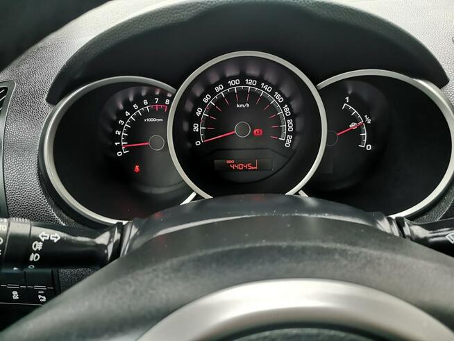 Kia Venga 1.4 16v 90KM Klimatr Navi Kamera Salon PL Serwis Gwarancja