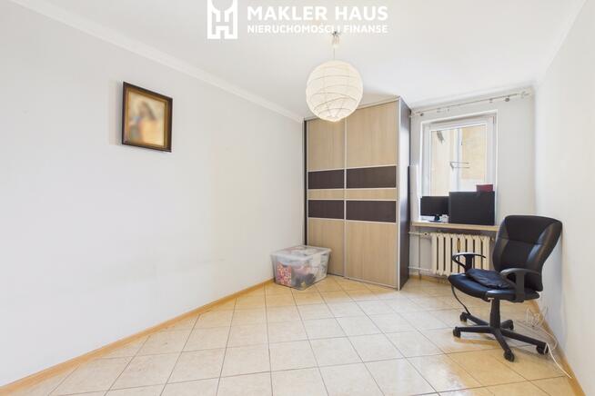 Duże, przestronne mieszkanie w centrum - 90,8 m2