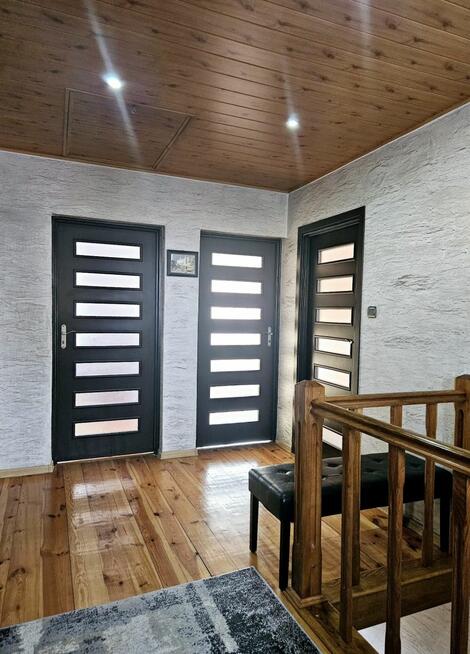 Dom Aleksandrów Łódzki, Przejazd