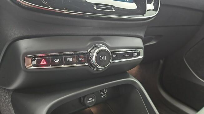 Volvo XC 40 T5 Plug-In Hybrid Plus Dark aut! Z Polskiego Salonu ! Faktura VAT !