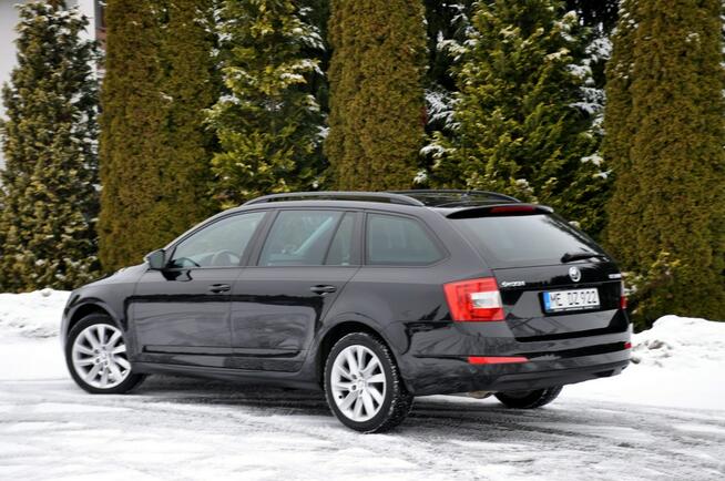 Škoda Octavia 2.0TDI(150KM)*Duża Navi*Kamera*Welur*Reling*DSG*F1*Parktr.*Alu17"ASO