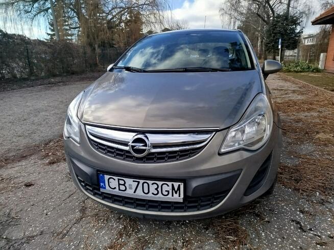 Opel Corsa zarejestrowana 5 drzwi lpq zapraszam qaz do 2031 r