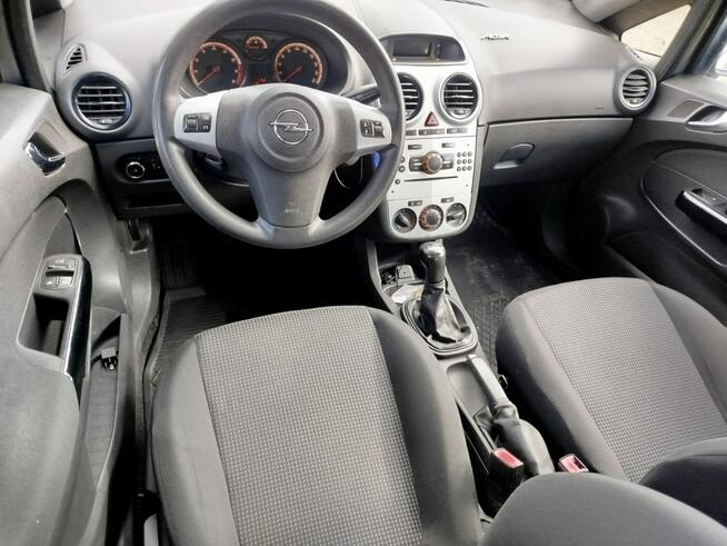 Opel Corsa zarejestrowana 5 drzwi lpq zapraszam qaz do 2031 r