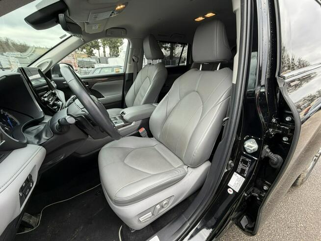 Toyota Highlander Hybryda, 4x4, Podgrz + wentyl. fotele, Hak, 7 osobowy, Klimatronic 3x