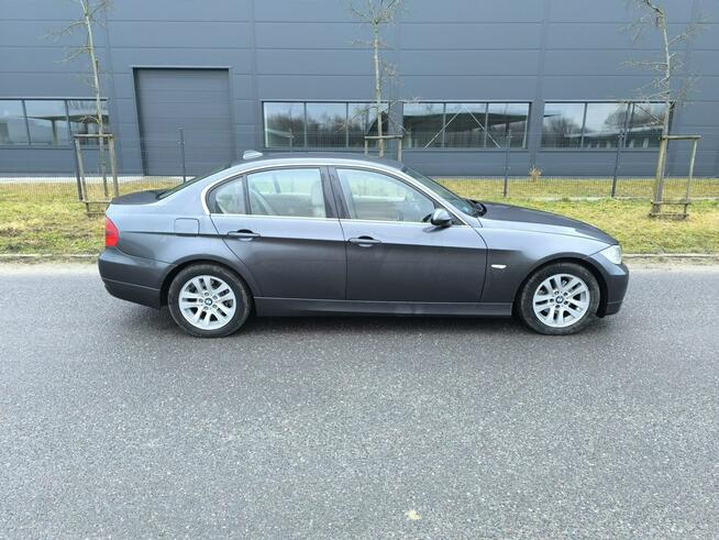 BMW 325 E90 2005r Automat FILM Klima Grzane Fotele Tempomat Alu