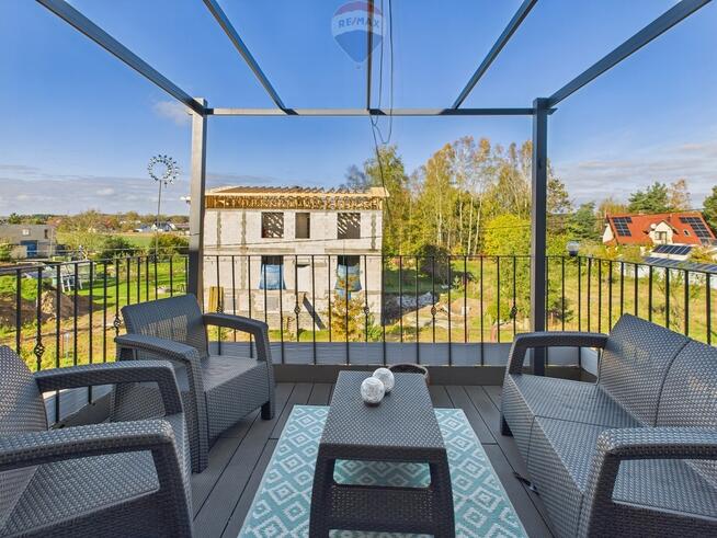 Duży dom dla rodziny i biznesu w Chwaszczyno