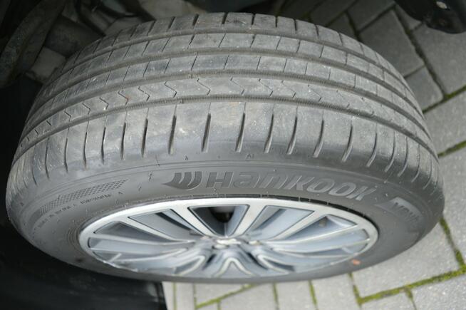 Peugeot 2008 1.2 VTi 100% bezwypadkowy LED Navi Kamera Bluetooth NOWY ROZRZĄD