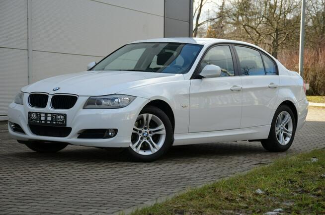 Opłacona 318i 143KM Serwis Lift Bi-xenon Navi Parktronik