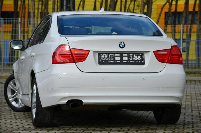 Opłacona 318i 143KM Serwis Lift Bi-xenon Navi Parktronik