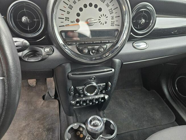 Mini ONE Podgrzewane fotele / Klimatronic / 6 biegów