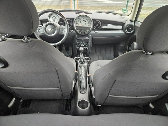 Mini ONE Podgrzewane fotele / Klimatronic / 6 biegów