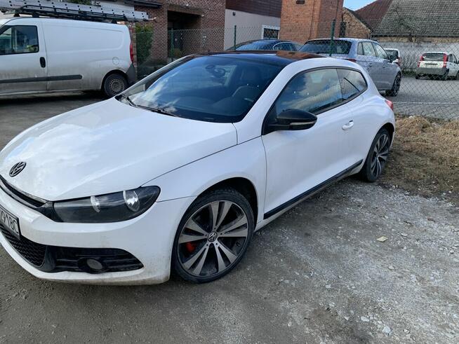 Volskwagen Scirocco 2.0 R line