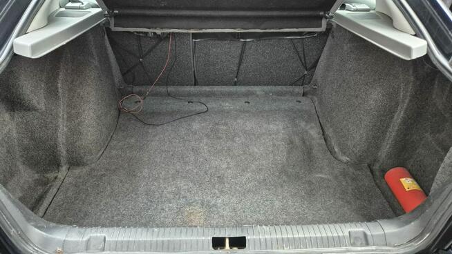 Skoda Octavia 1 hatchback 1.8 benz