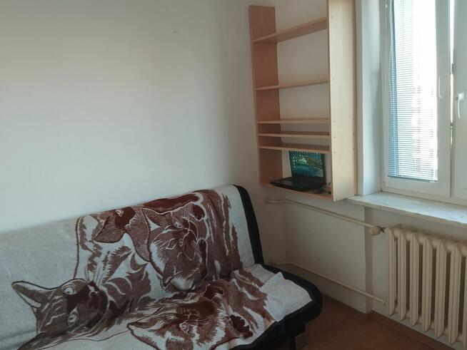 Pokój do wynajęcia dla dziewczyny obok metra Płocka Warszawa