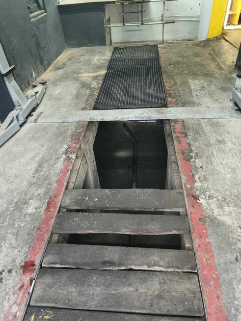 Wynajmę garaże pod działalność lub magazyn