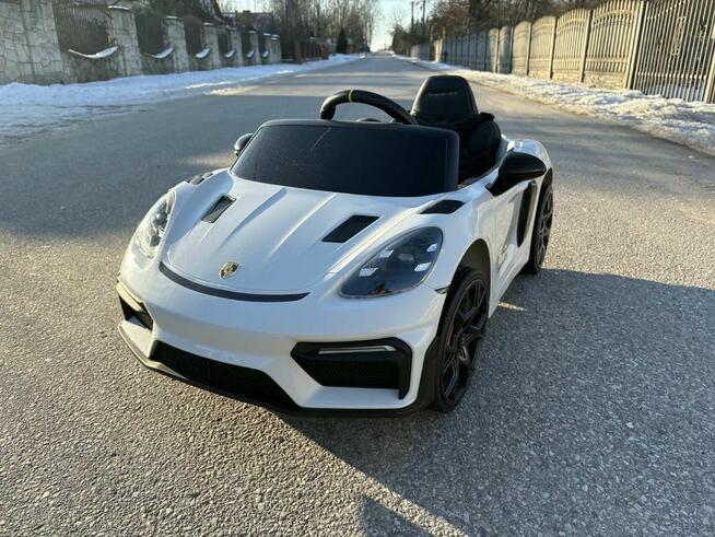 Sportowy samochód Porsche 718 na akumulator dla dzieci – nowy
