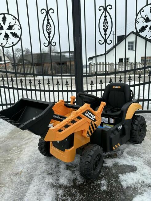 Nowa koparka JCB na akumulator dla dzieci