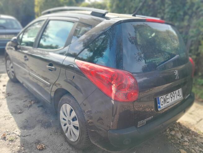 Sprzedam Peugeot 207 2011r