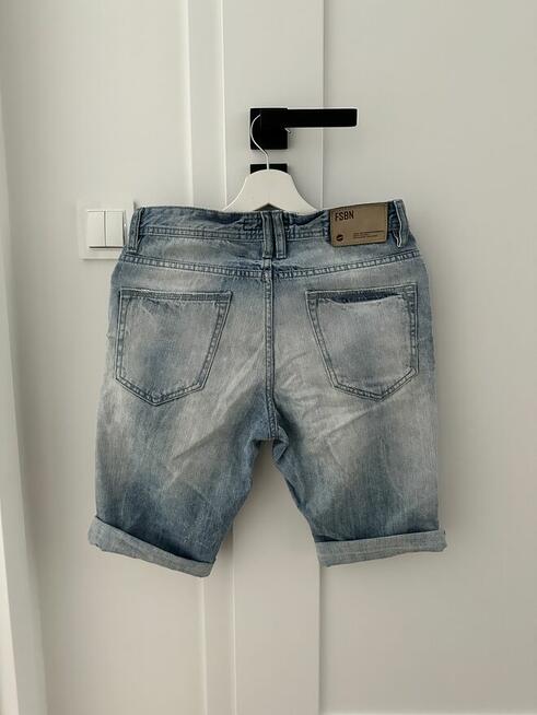 Krótkie spodenki męskie dżinsowe XS FSBN Szczecin
