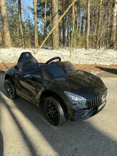 Mercedes Benz GT na akumulator dla dzieci – nowy