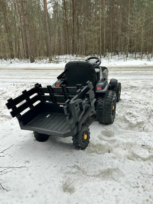 Traktor elektryczny 12V z przyczepą pilot EVA