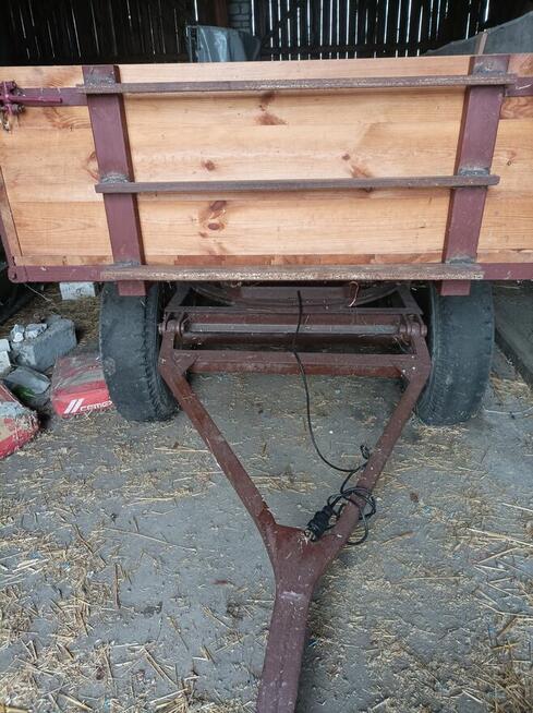 Sprzedam przyczepę rolniczą drewnianą