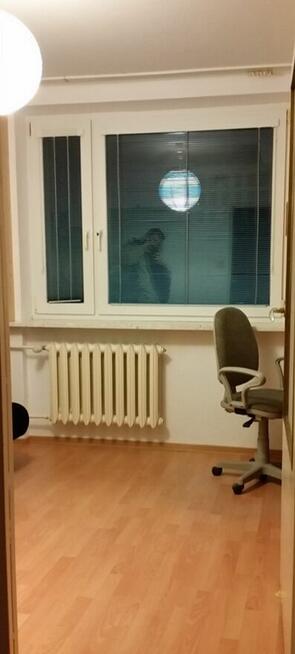 Pokój do wynajęcia dla dziewczyny obok metra Płocka Warszawa