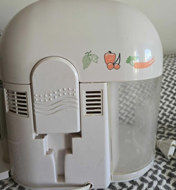 Sokowirówka Clatronic AE2576