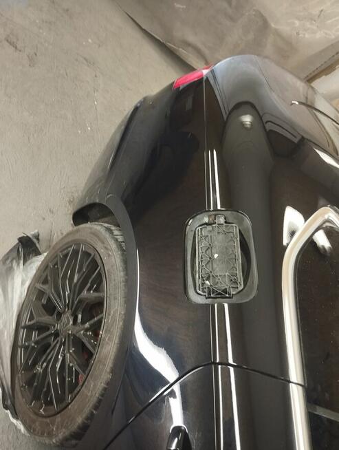 Usługi lakiernicze aut osobowych