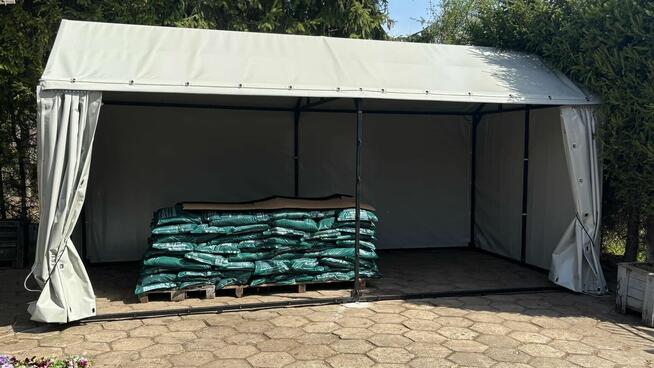 Namioty na wymiar – trwałe konstrukcje z poszyciem PVC