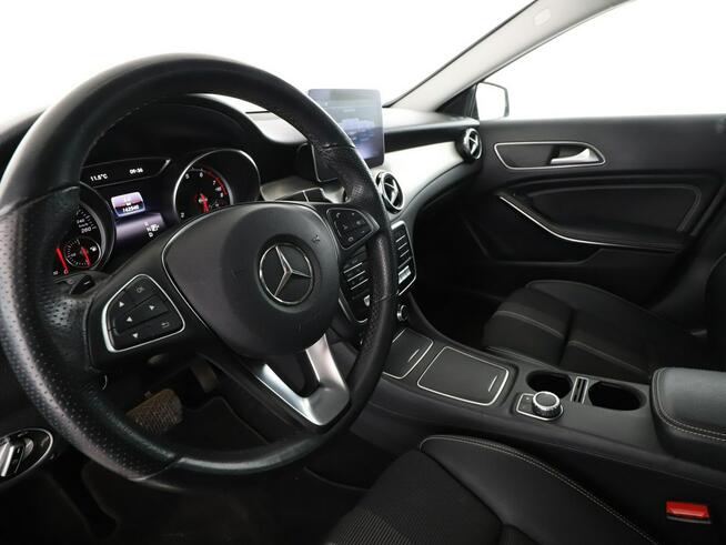 Mercedes GLA 200 Automat Navi Kamera cofania Klimatyzacja El.szyby