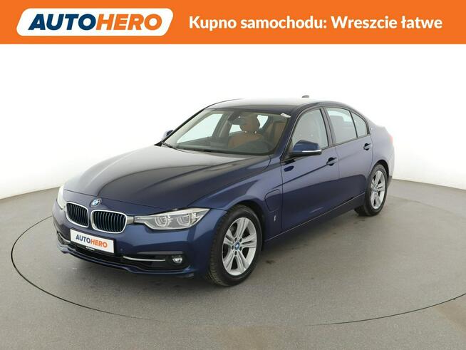 BMW 330 PHEV full LED skóra navi czujniki parkowania klima auto