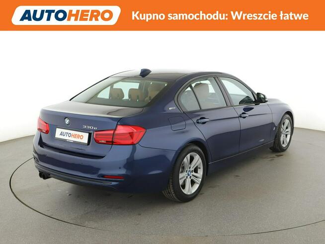 BMW 330 PHEV full LED skóra navi czujniki parkowania klima auto