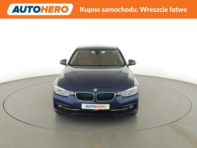 BMW 330 PHEV full LED skóra navi czujniki parkowania klima auto