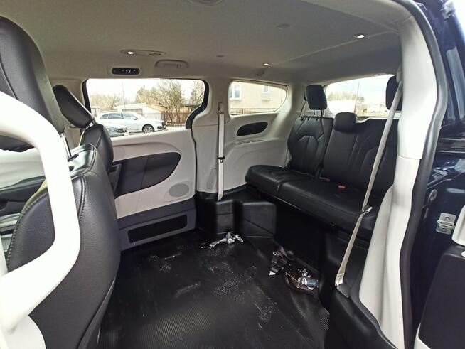 Chrysler Pacifica dla niepełnosprawnych, PNEUMATYKA, winda, GAZ