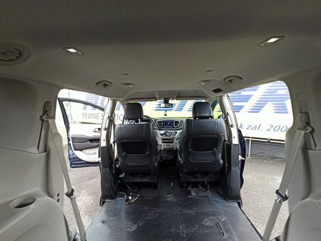 Chrysler Pacifica dla niepełnosprawnych, PNEUMATYKA, winda, GAZ